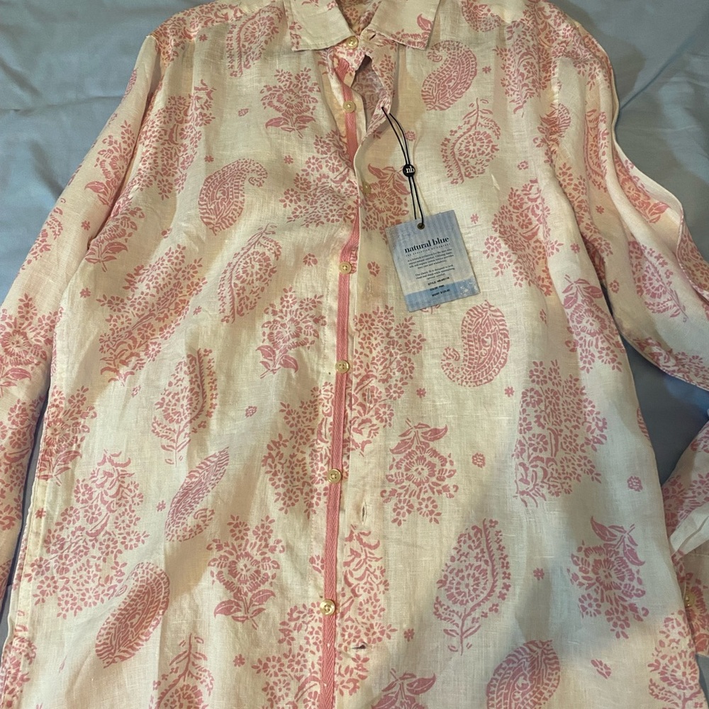 Natural blue pink and white long sleeve dress shirt